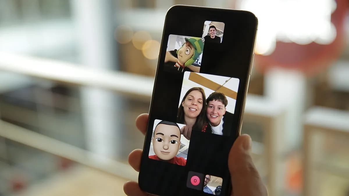 Random Video Chat Meet New People via Live Webcam