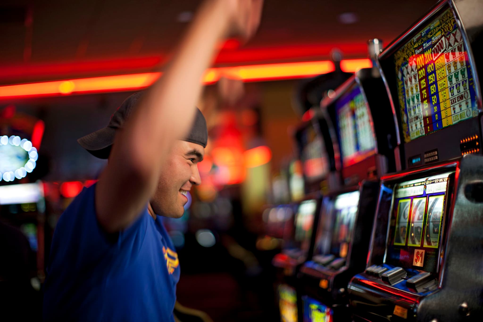 Panduan Menggunakan qqslot777 untuk Permainan Slot Online Terpercaya