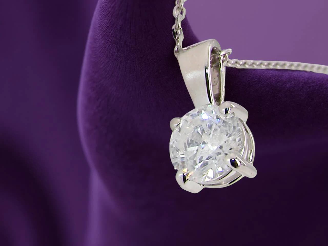 Luxury 1 carat diamond necklace uk with Certified Diamonds