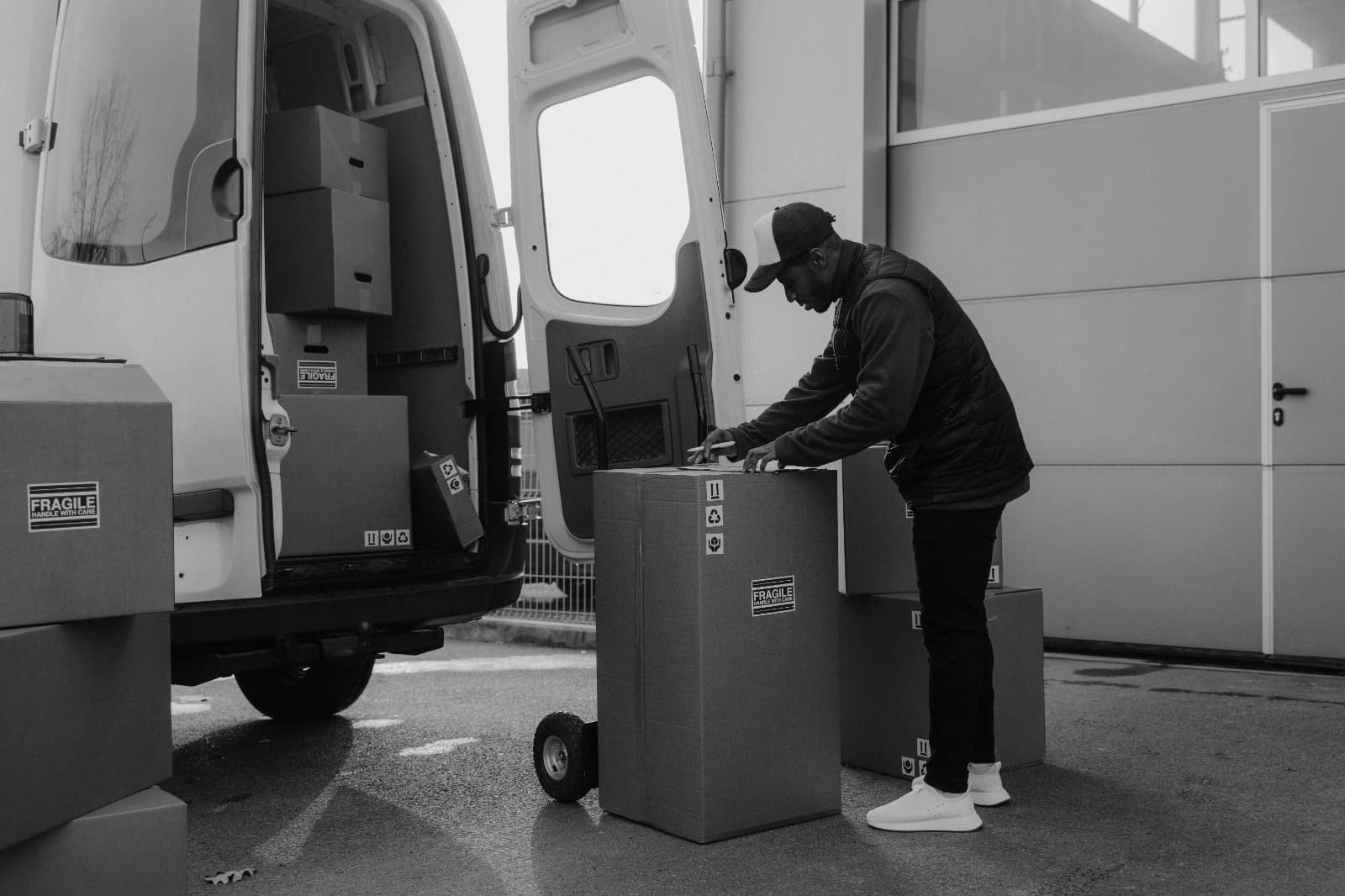 How to Save Time and Money When Moving