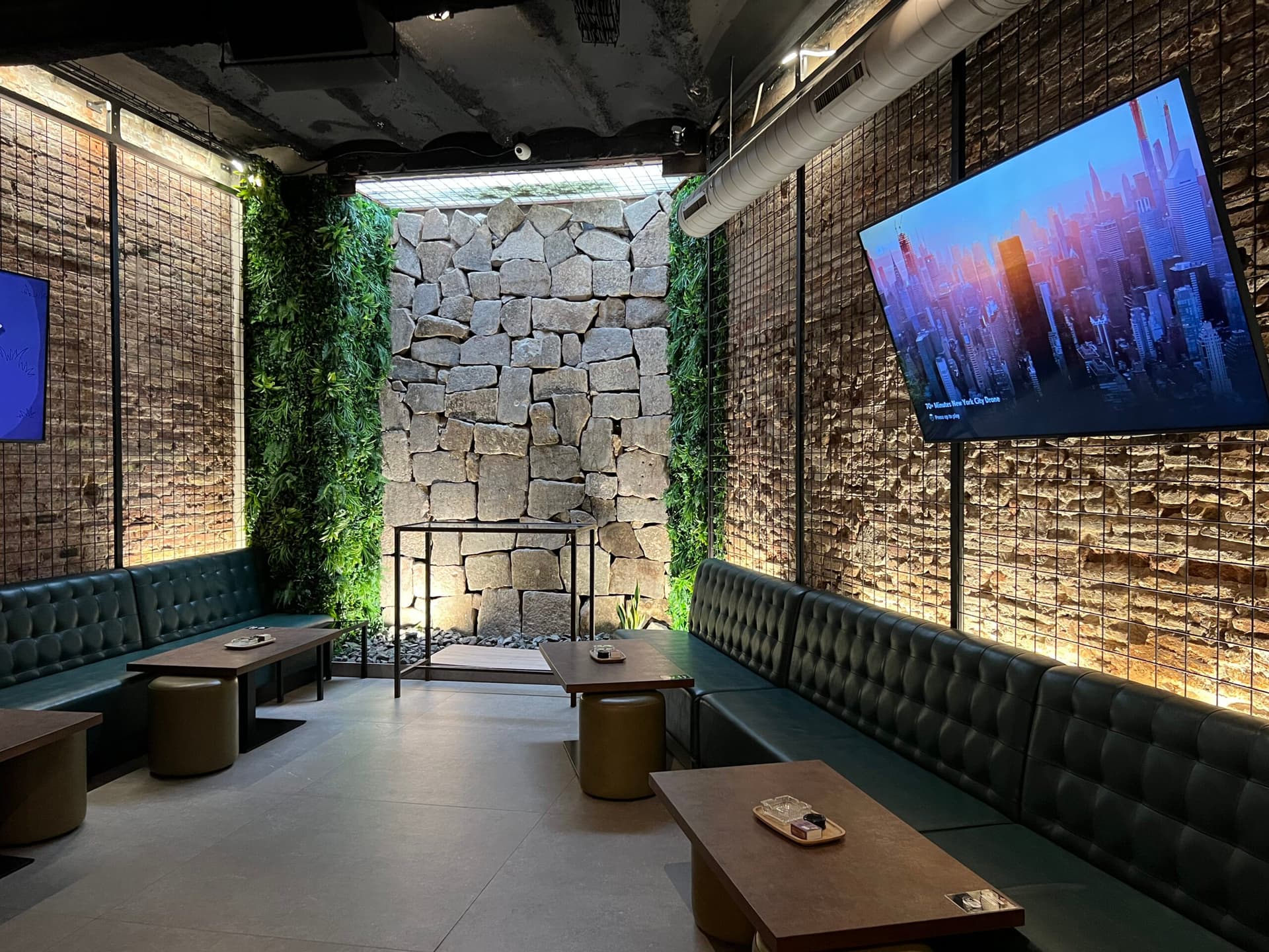 Why locals recommend a trusted Weed Club Madrid
