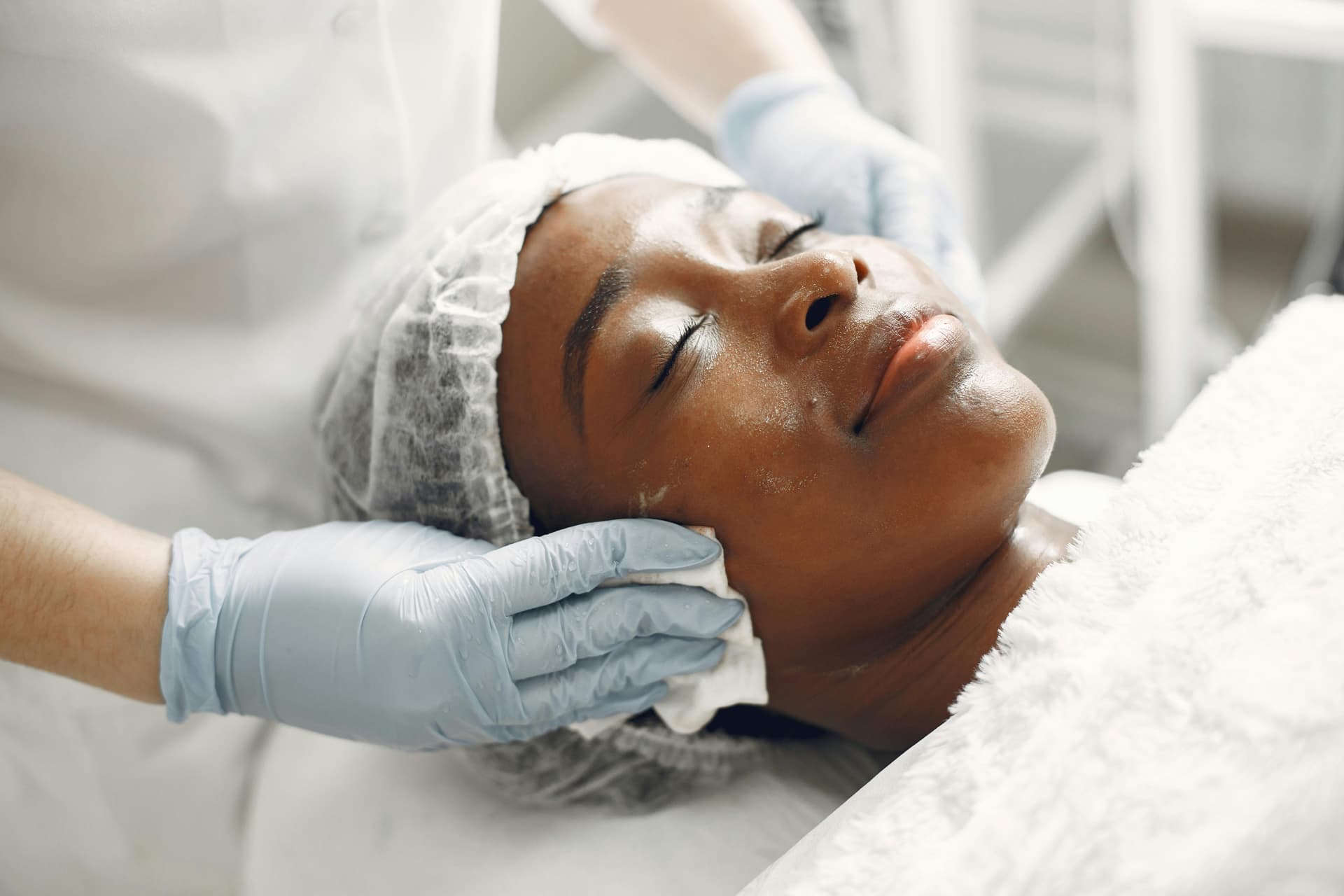 Advanced Skin Solutions at a Trusted Honolulu med spa