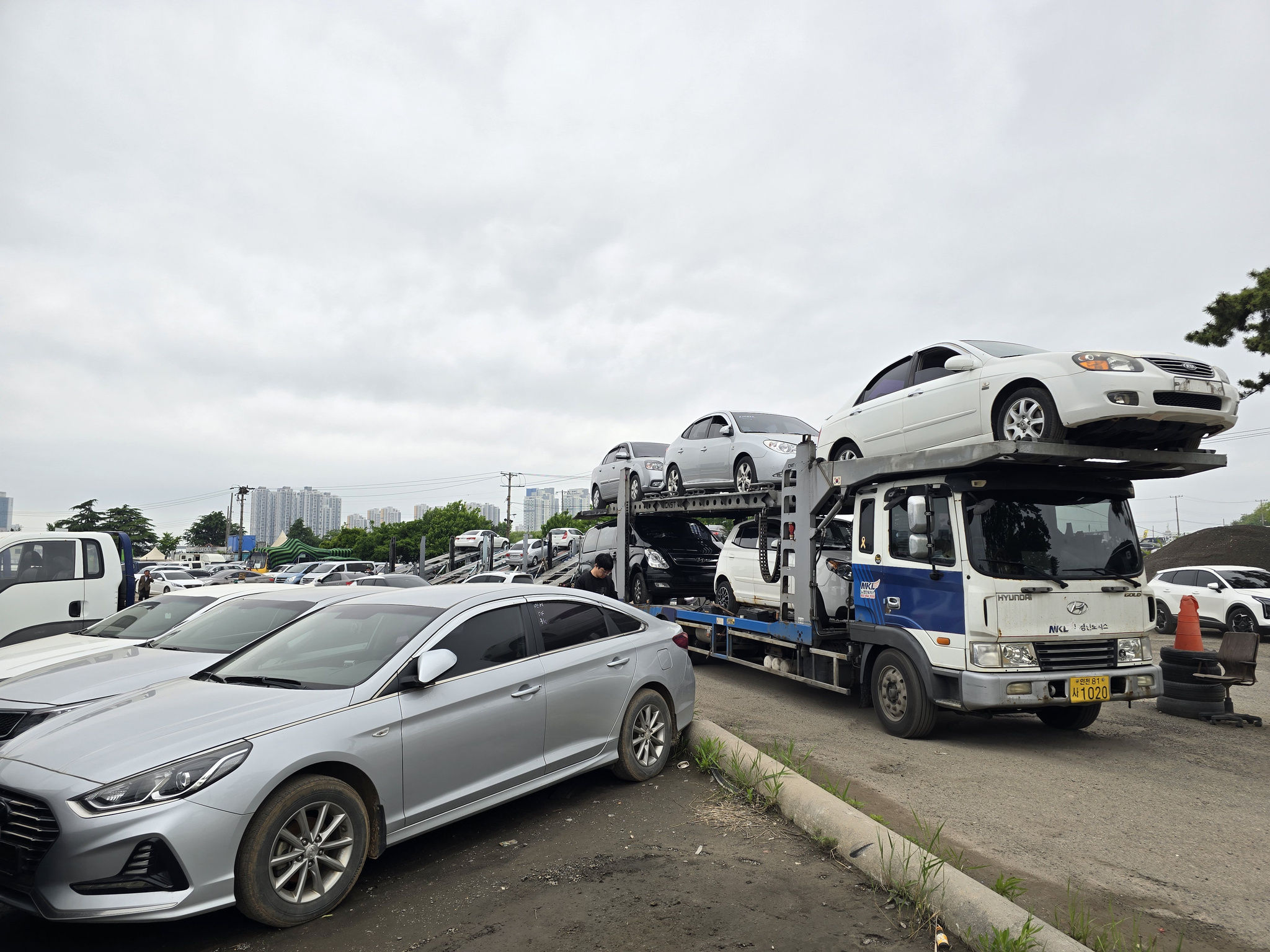 Vendre sa voiture en Suisse : la solution rapide et sans stress avec SwissCar Export