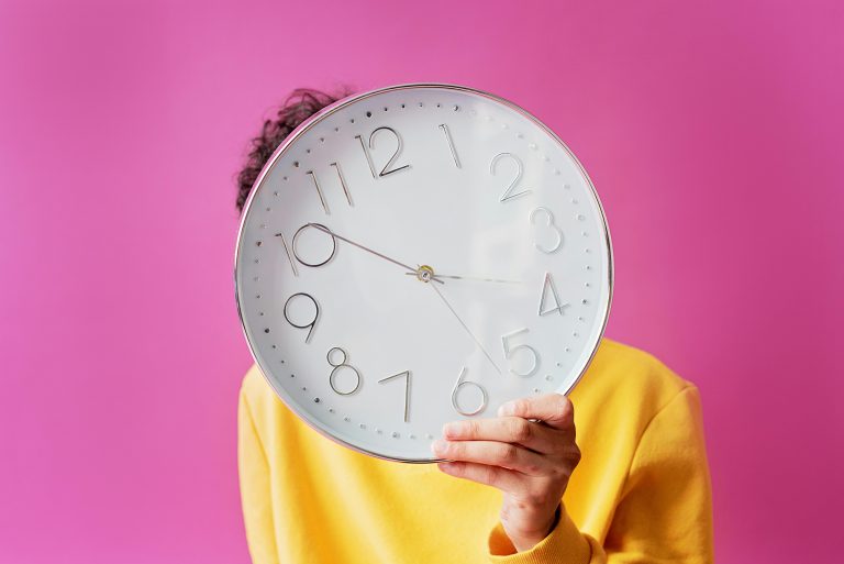 pexels-mikhail-nilov-8542943